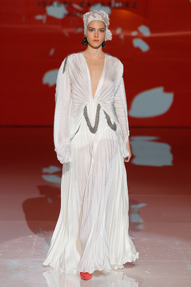 ilovebrides.pt Isabel Zapardiez 2018 Barcelona Bridal Fashion Week 2017